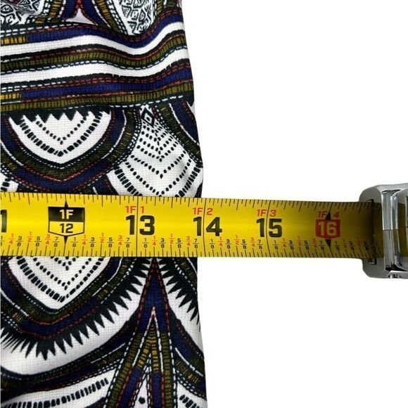 Sleeveless Sheath Mini Dress Colorful Tribal Patterned Keyhole Open Back Cutout - Picture 8 of 10